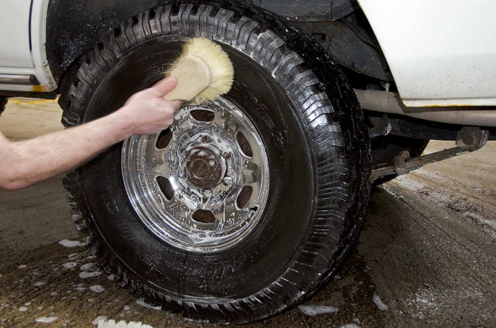 Cleaning Your Tires